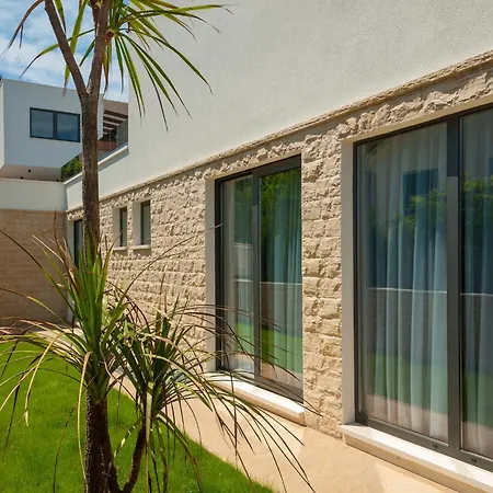 Villa Seaside Luxury With A Swimming Pool Okrug Gornji, Ciovo - 24340 Trogir