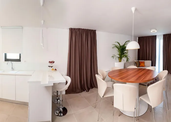 Seaside Luxury With A Swimming Pool Okrug Gornji, Ciovo - 24340 Willa Trogir