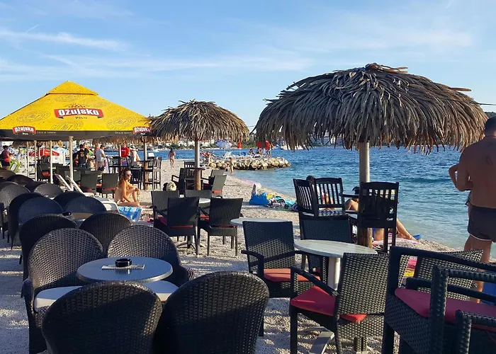 Seaside Luxury With A Swimming Pool Okrug Gornji, Ciovo - 24340 * Trogir