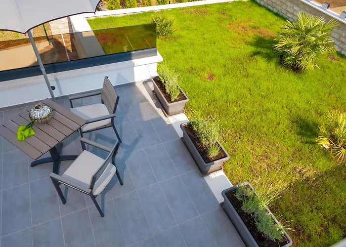 Seaside Luxury With A Swimming Pool Okrug Gornji, Ciovo - 24340 Willa *