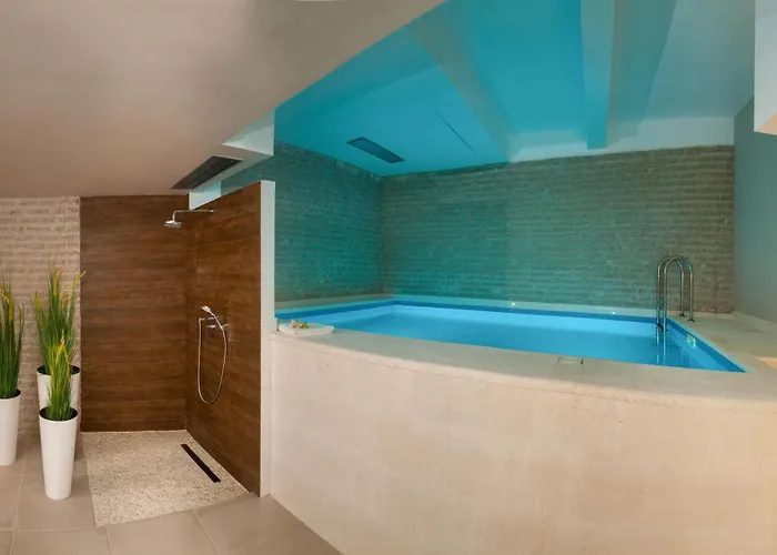 Seaside Luxury With A Swimming Pool Okrug Gornji, Ciovo - 24340 ヴィラ トロギール