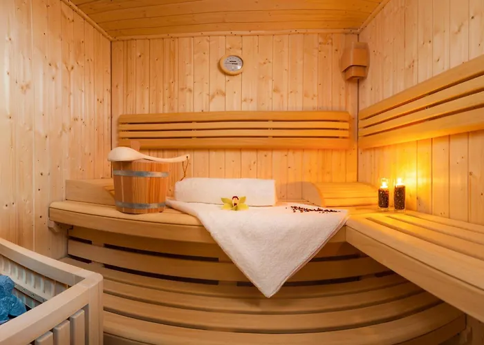 ヴィラ Seaside Luxury With A Swimming Pool Okrug Gornji, Ciovo - 24340